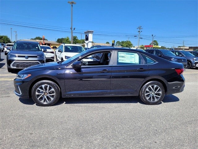2025 Volkswagen Jetta 1.5T S photo 4