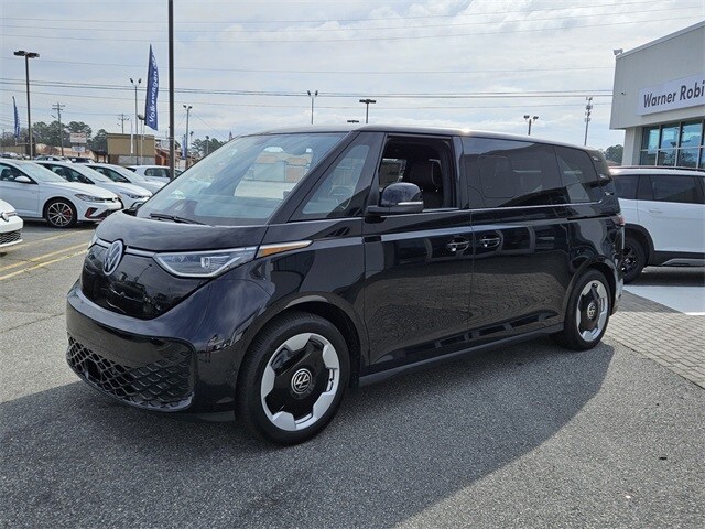 2025 Volkswagen ID. Buzz Pro S photo 3