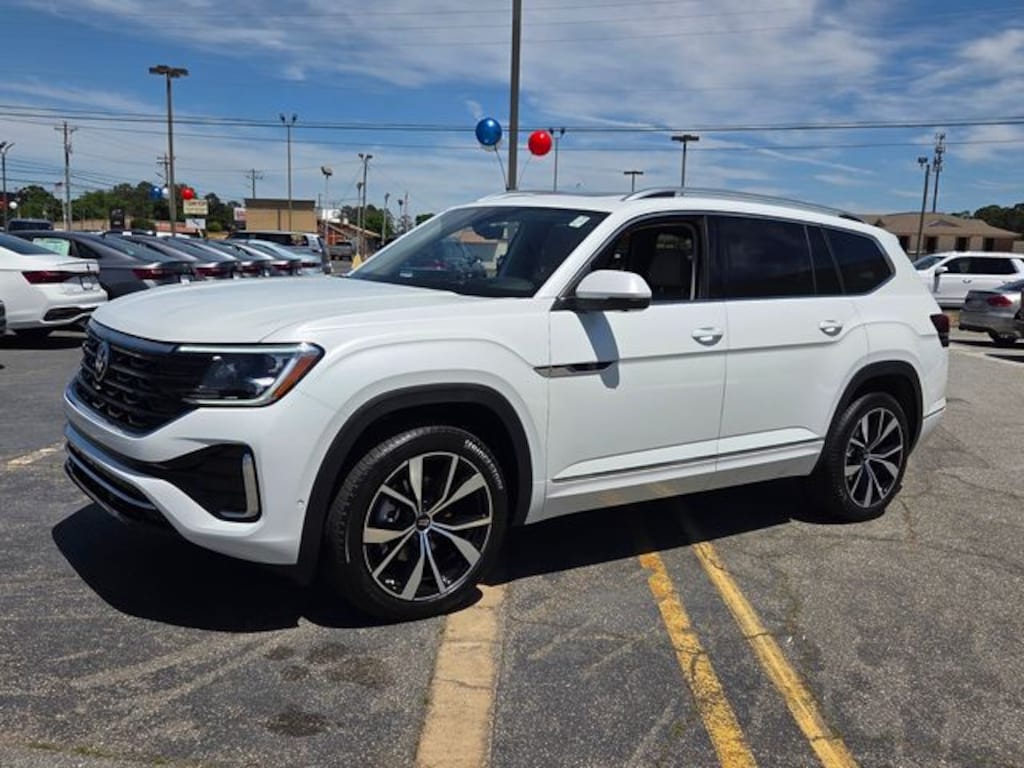 New 2026 Volkswagen Atlas 2.0T SEL Premium R-Line SUV