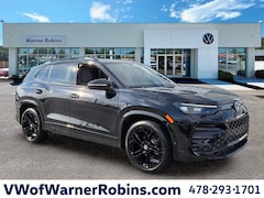 2026 Volkswagen Tiguan SE R-Line Black SUV