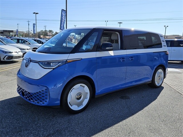 2025 Volkswagen ID. Buzz photo 3