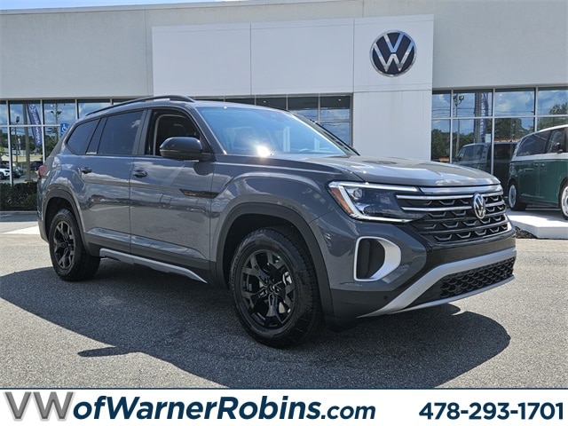 2026 Volkswagen Atlas Atlas Peak Edition's photo