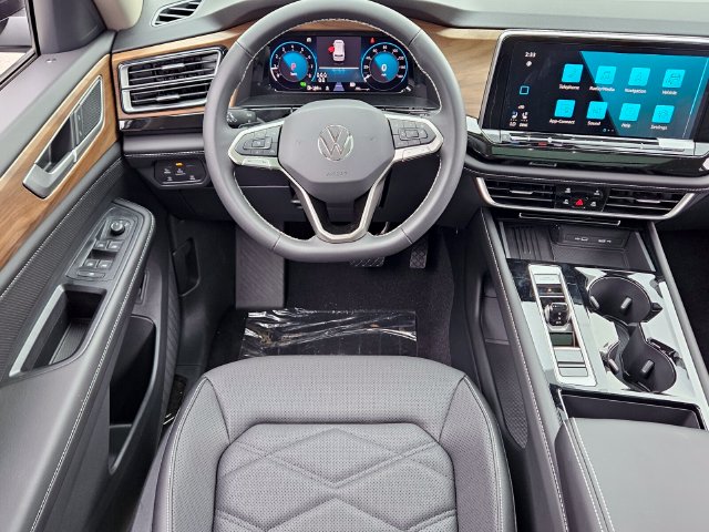 2026 Volkswagen Atlas SE w/Tech - Photo 7
