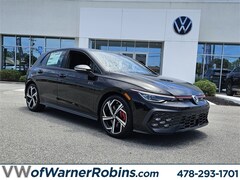 2025 Volkswagen Golf GTI 2.0T SE Hatchback