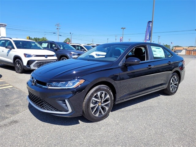 2025 Volkswagen Jetta 1.5T S photo 3