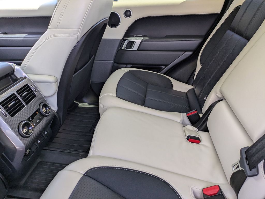 2021 Land Rover Range Rover Sport HST - Photo 31