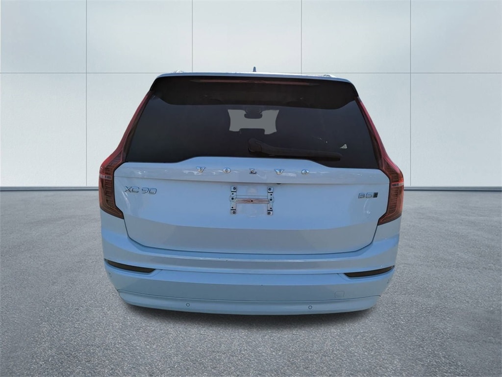 Used 2023 Volvo XC90 B5 AWD Core SUV