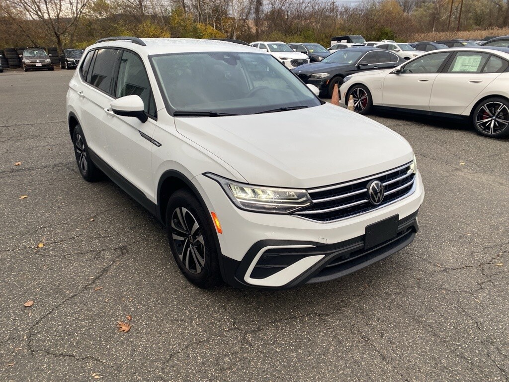 2024 Volkswagen Tiguan S photo 3