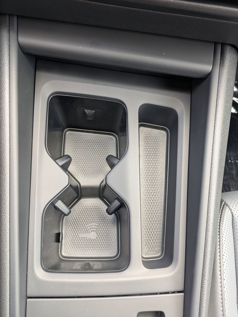 2026 Volkswagen Tiguan SE R-LINE BLACK - Photo 26