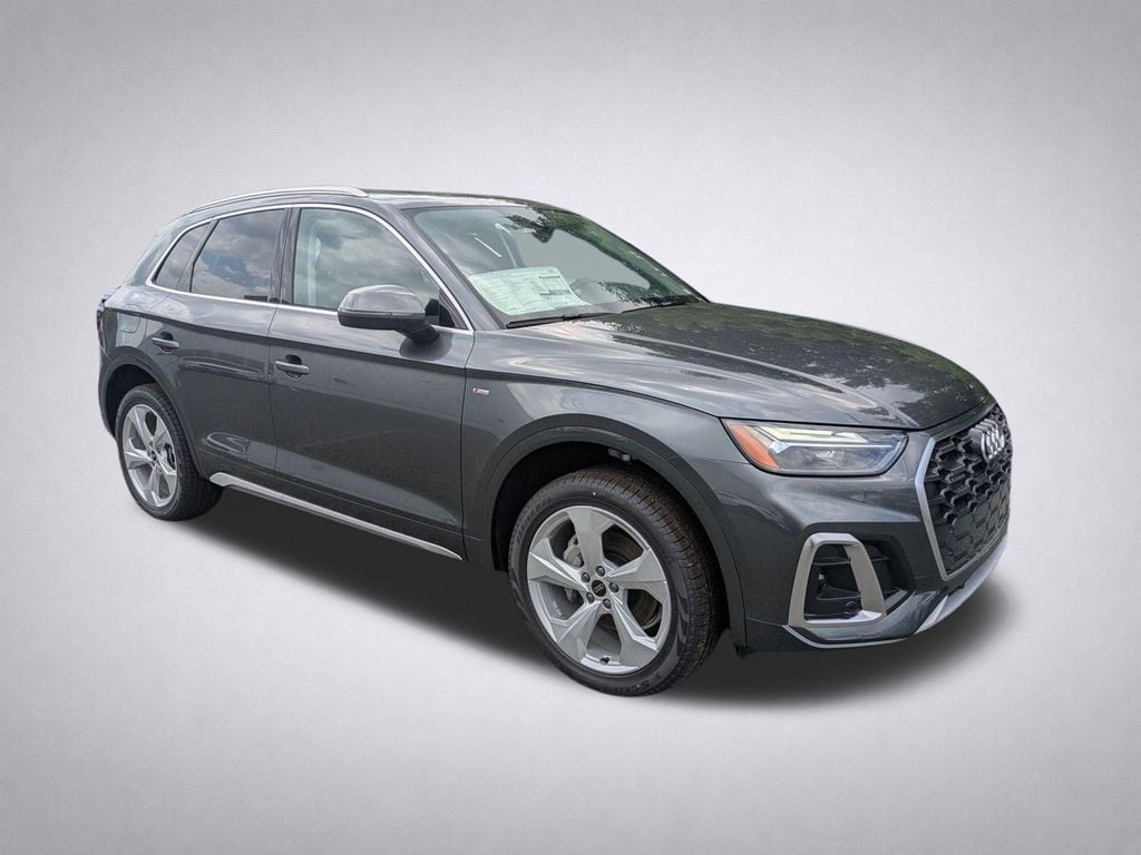 2025 Audi Q5 45 Premium Plus's photo