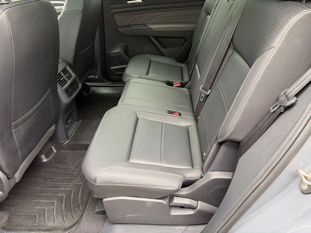 2023 Volkswagen Atlas Cross Sport SEL R-Line Black - Photo 25