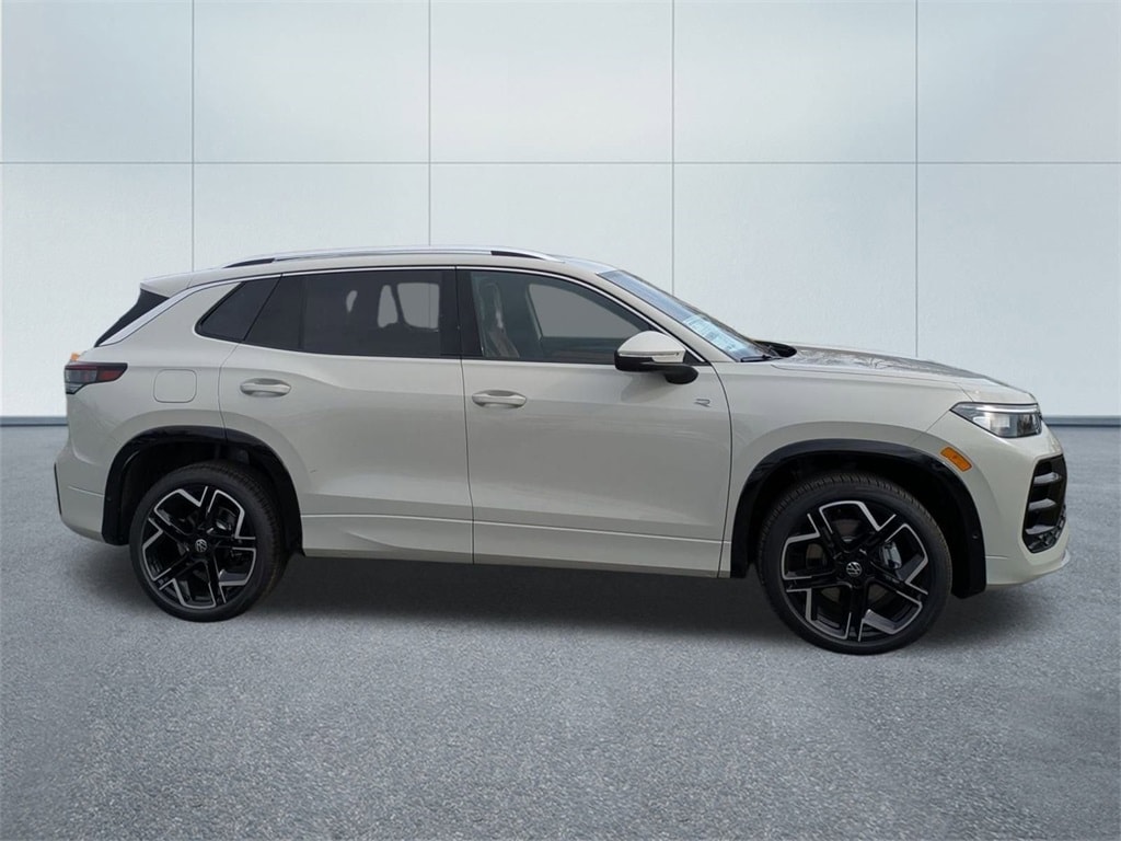 New 2026 Volkswagen Tiguan 2.0T SEL R-Line Turbo SUV