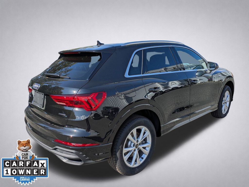 2025 Audi Q3 S Line Premium - Photo 4