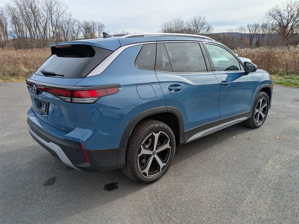 New 2026 Volkswagen Tiguan 2.0T SE SUV