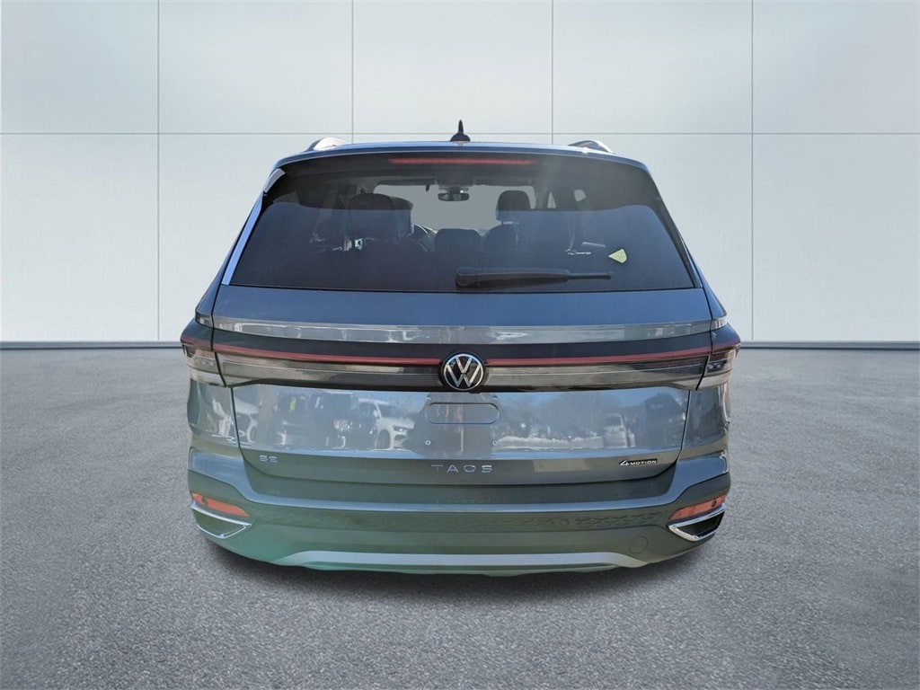 New 2026 Volkswagen Taos 1.5T SE SUV