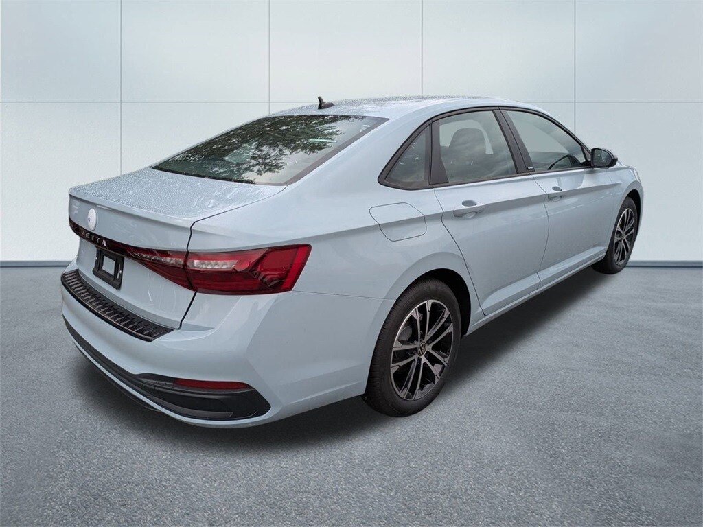 2025 Volkswagen Jetta 1.5T Sport photo 3