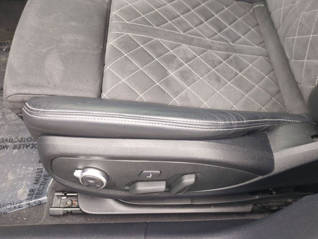 2023 Audi S4 Premium Plus - Photo 15