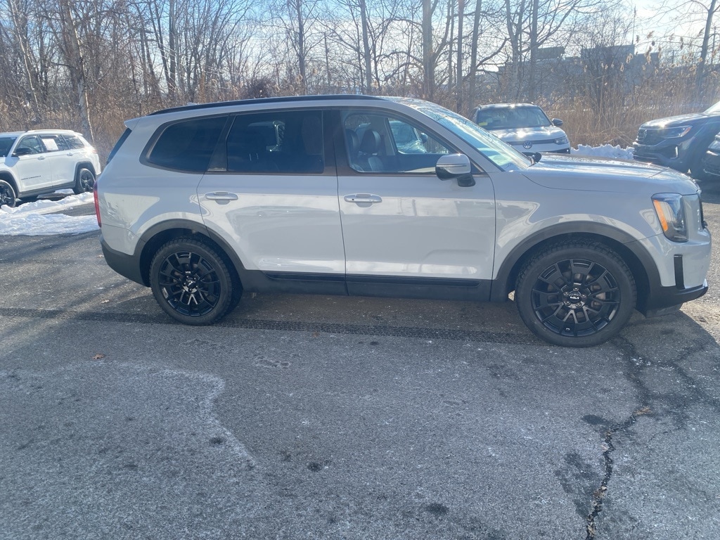 Used 2022 Kia Telluride SX SUV