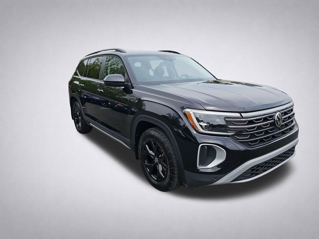 2024 Volkswagen Atlas 2.0T Atlas Peak Edition SEL 4MOTION's photo