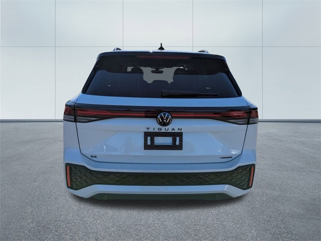 New 2025 Volkswagen Tiguan 2.0T SE R-Line Black SUV
