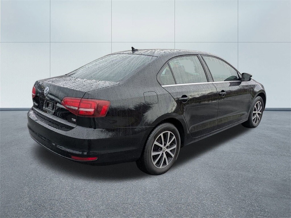 2017 Volkswagen Jetta 1.4T SE photo 2