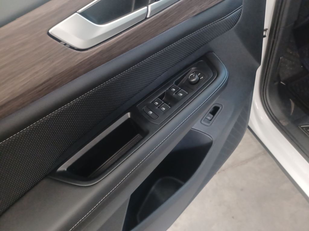 2026 Volkswagen Atlas SEL - Photo 11