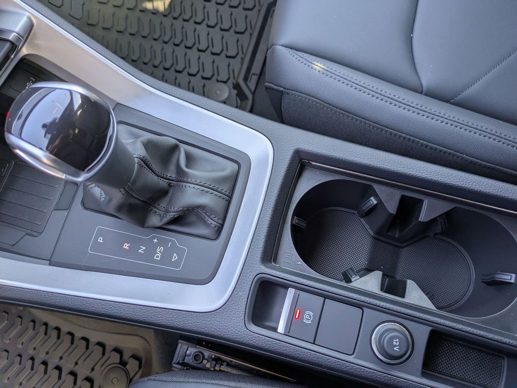 2025 Audi Q3 S Line Premium - Photo 29