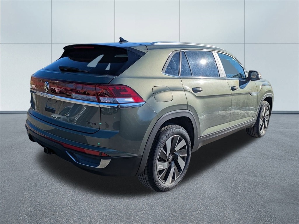New 2026 Volkswagen Atlas Cross Sport 2.0T SE w/Technology SUV