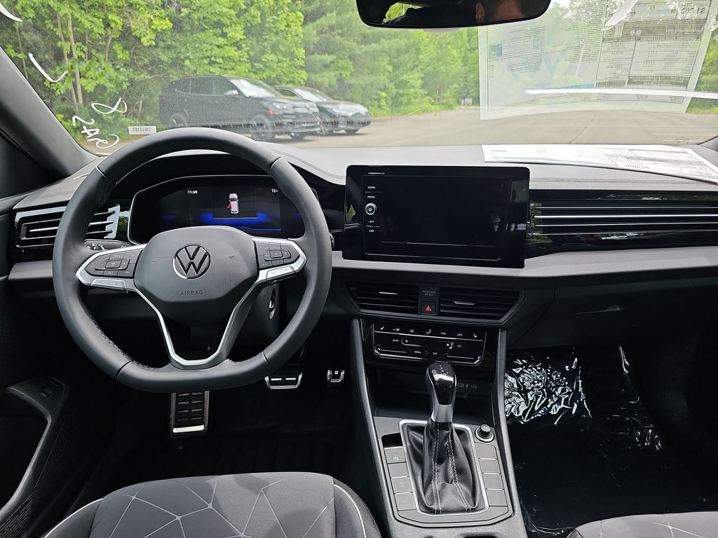 2026 Volkswagen Jetta Sport - Photo 11