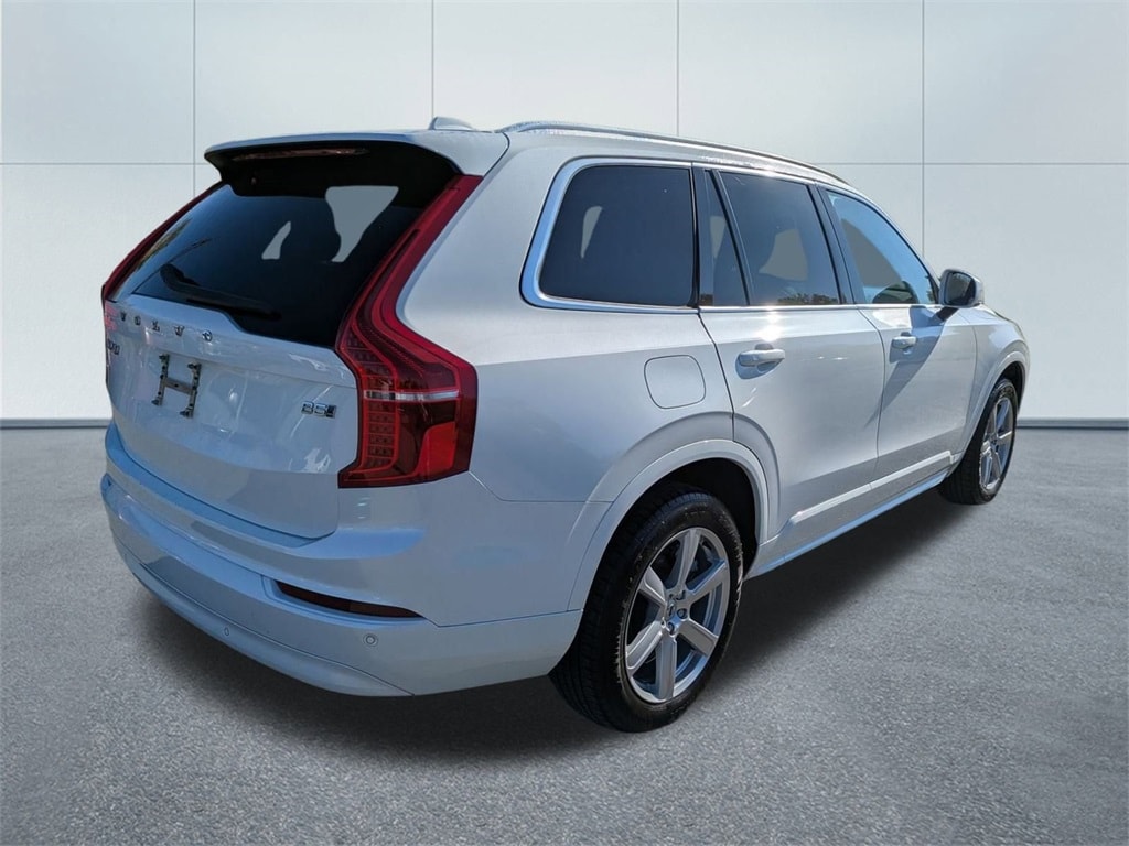 Used 2023 Volvo XC90 B5 AWD Core SUV
