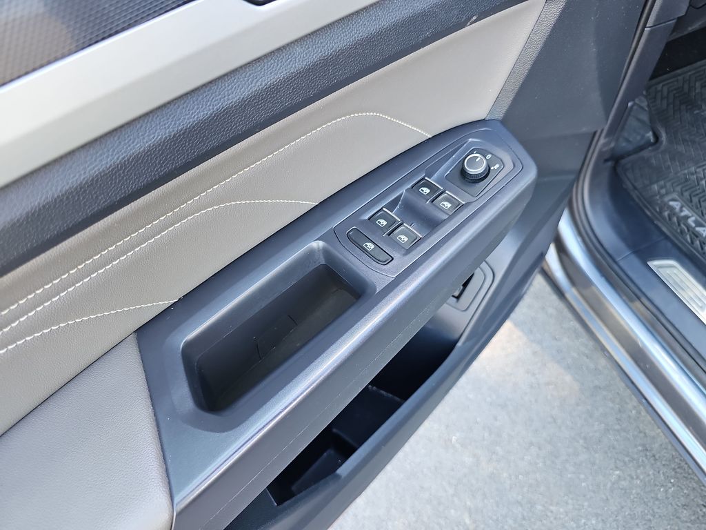 2021 Volkswagen Atlas Cross Sport SEL - Photo 18