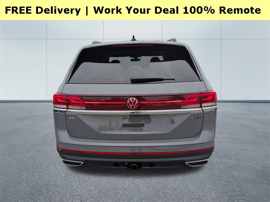 2025 Volkswagen Atlas SEL photo 3