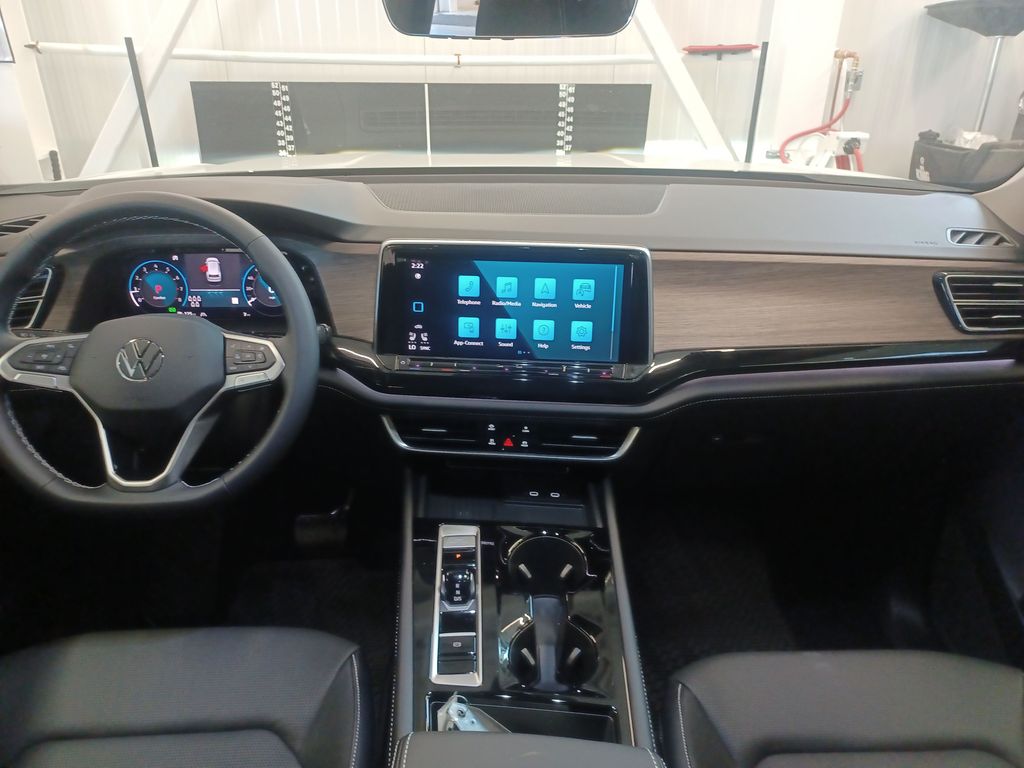 2026 Volkswagen Atlas SEL - Photo 12