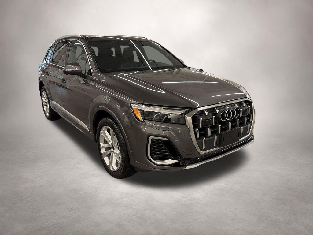 2025 Audi Q7 55 Premium quattro Tiptronic's photo