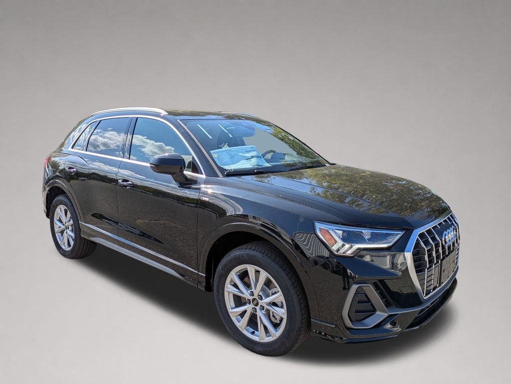 2025 Audi Q3 45 TFSI S Line Premium quattro's photo