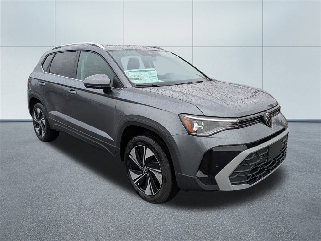 New 2026 Volkswagen Taos 1.5T SE SUV