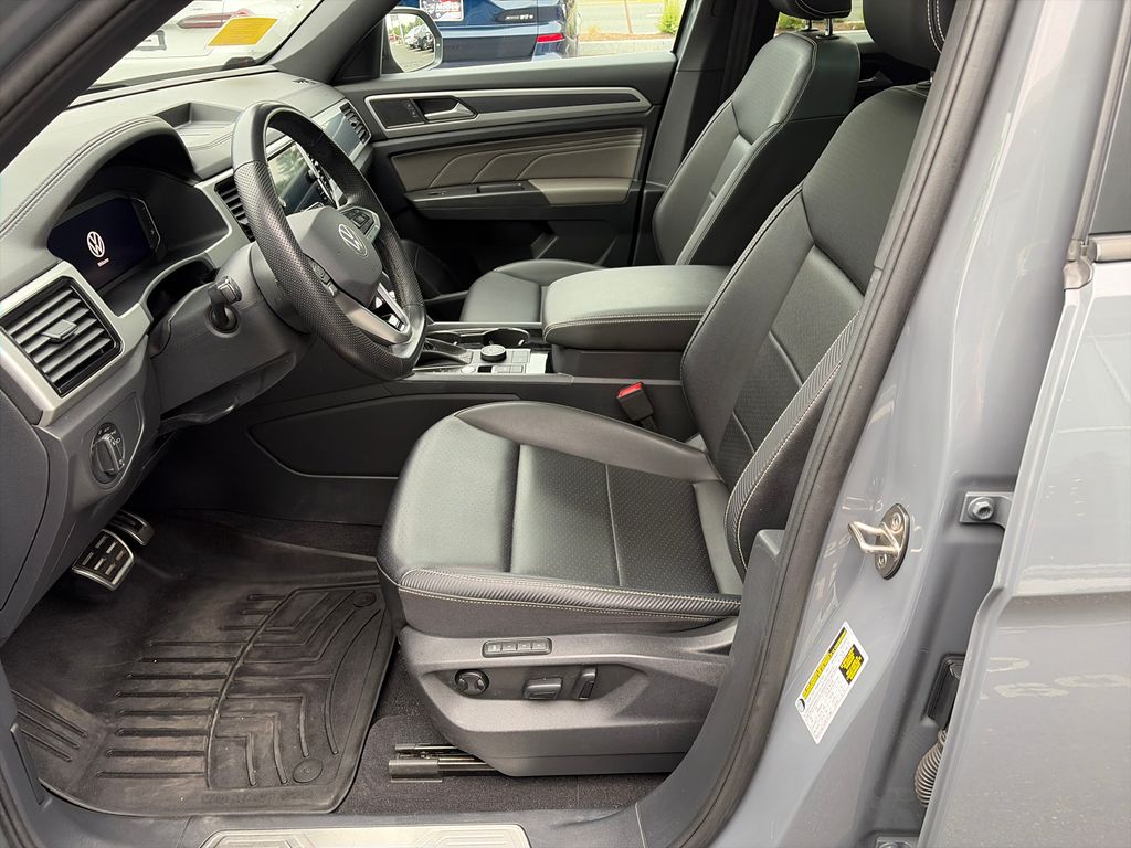 2023 Volkswagen Atlas Cross Sport SEL R-Line Black - Photo 10