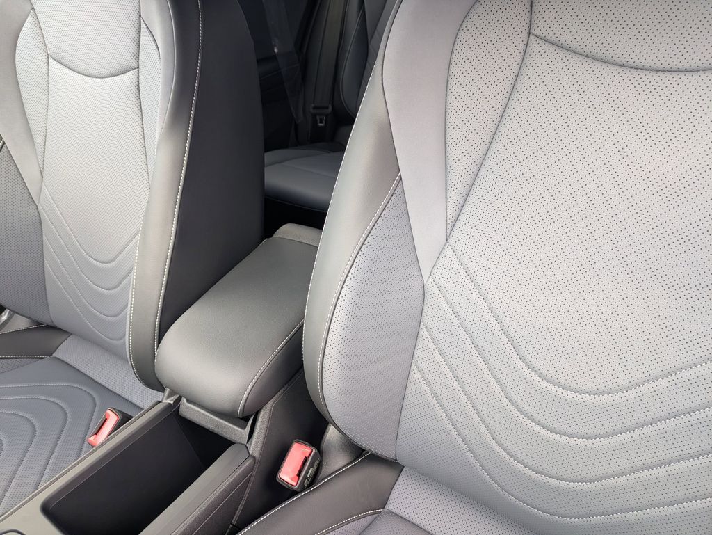 2026 Volkswagen Tiguan SE R-LINE BLACK - Photo 16