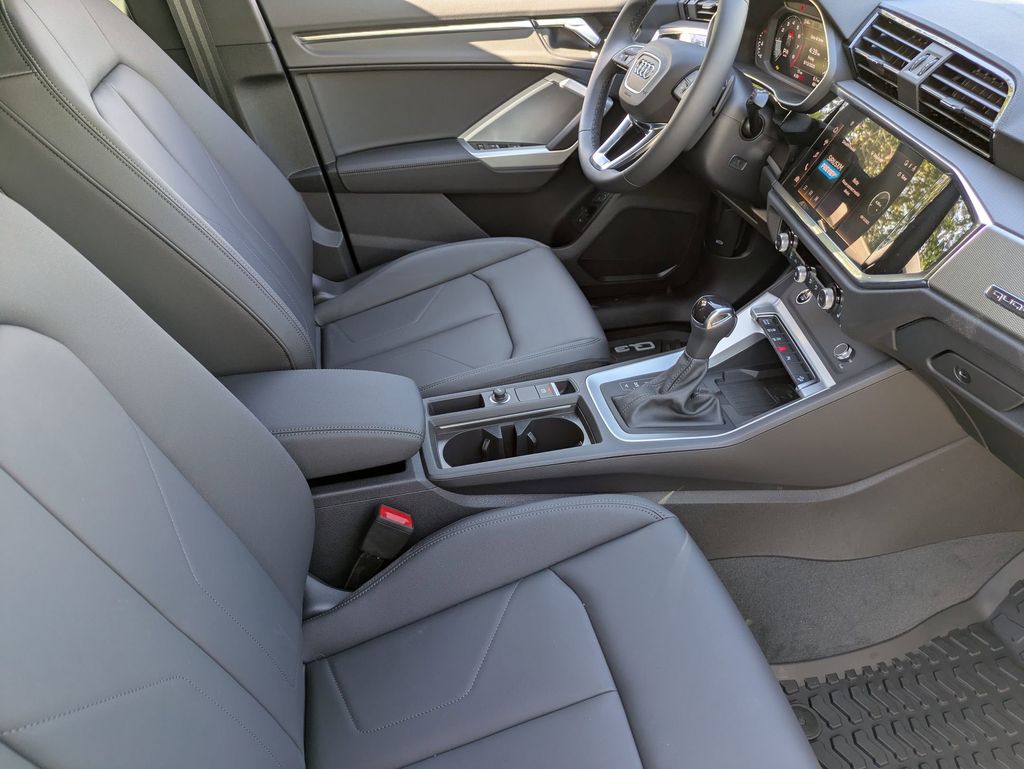 2025 Audi Q3 S Line Premium - Photo 37