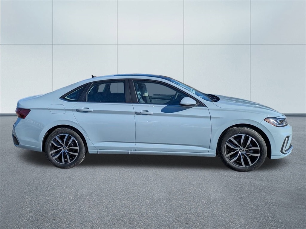 New 2026 Volkswagen Jetta 1.5T SE Sedan