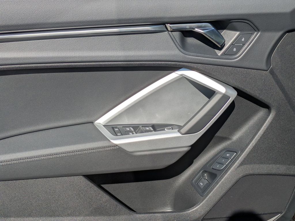2025 Audi Q3 S Line Premium - Photo 11