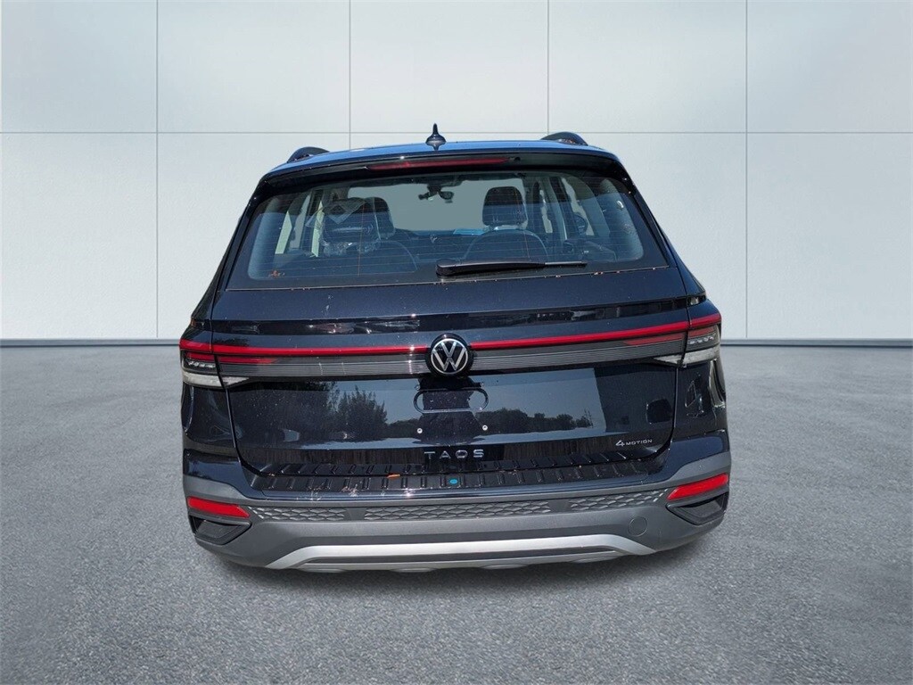 2025 Volkswagen Taos S photo 3