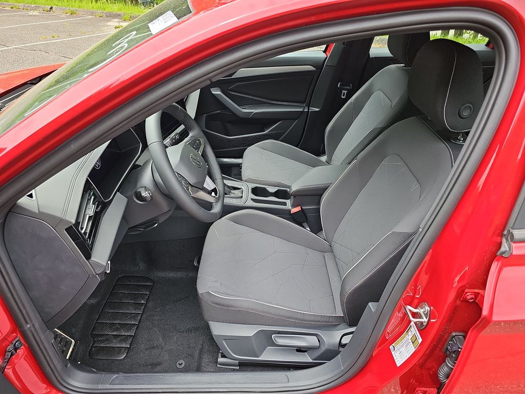 2026 Volkswagen Jetta Sport - Photo 9