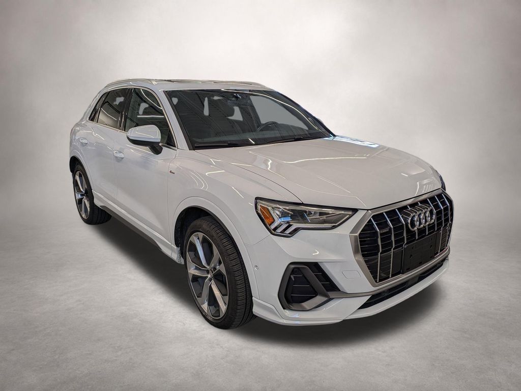 2020 Audi Q3 45 TFSI S Line Prestige quattro's photo