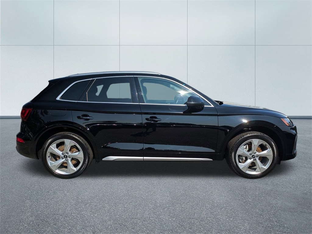 Used 2021 Audi Q5 Premium Plus with VIN WA1BAAFY5M2126528 for sale in Pittsfield, MA