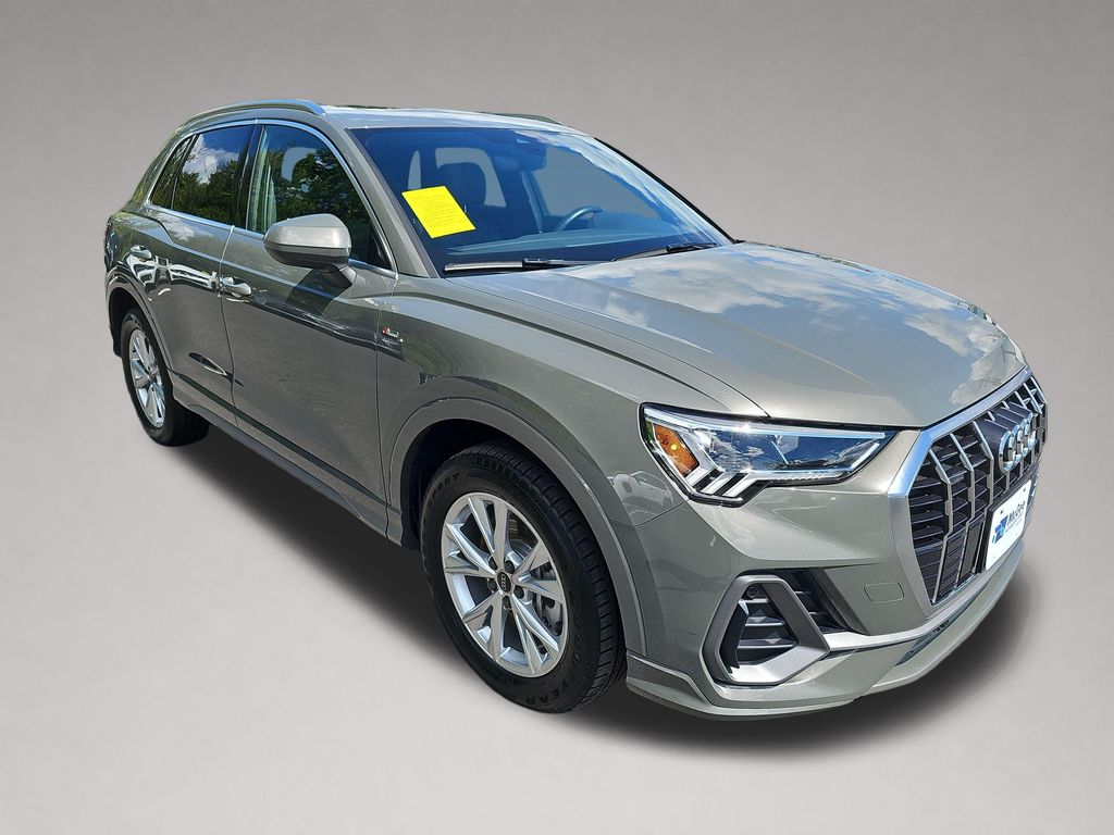 2023 Audi Q3