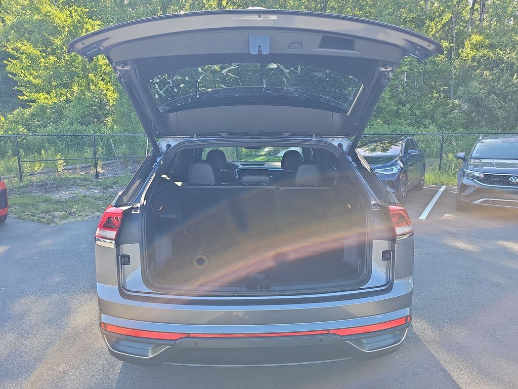 2021 Volkswagen Atlas Cross Sport SEL - Photo 22
