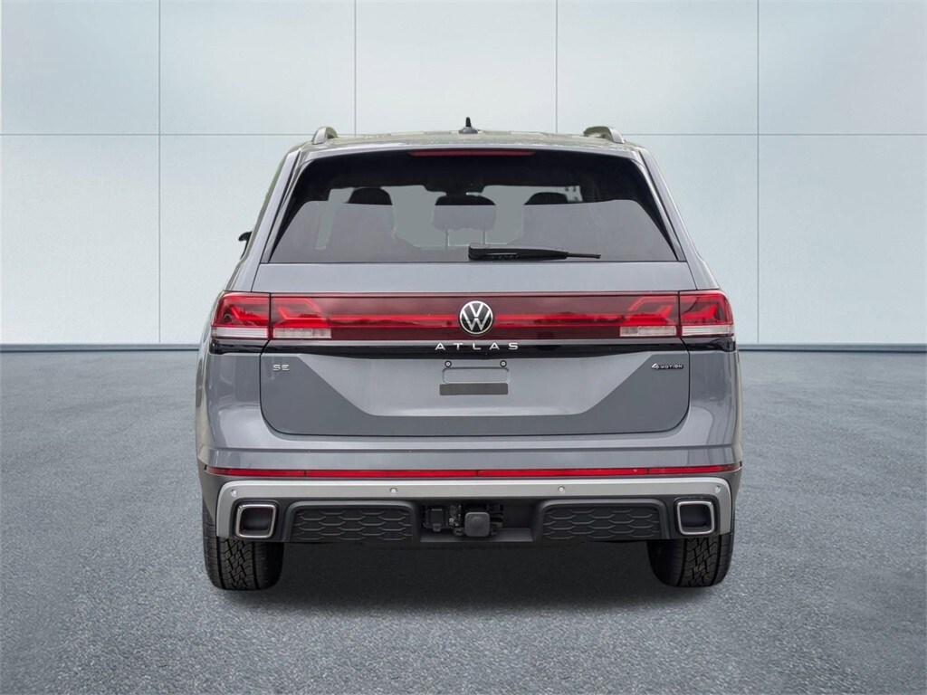2025 Volkswagen Atlas Peak Edition SE photo 4