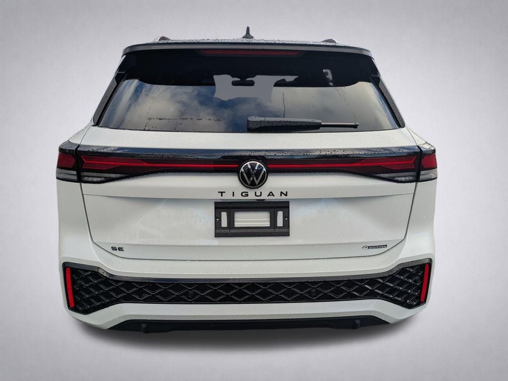 2026 Volkswagen Tiguan SE R-LINE BLACK - Photo 4