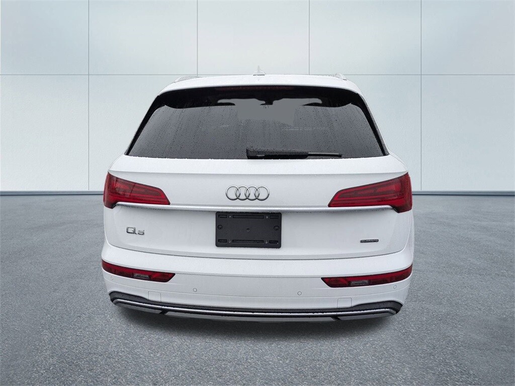 2022 Audi Q5 40 Premium photo 3